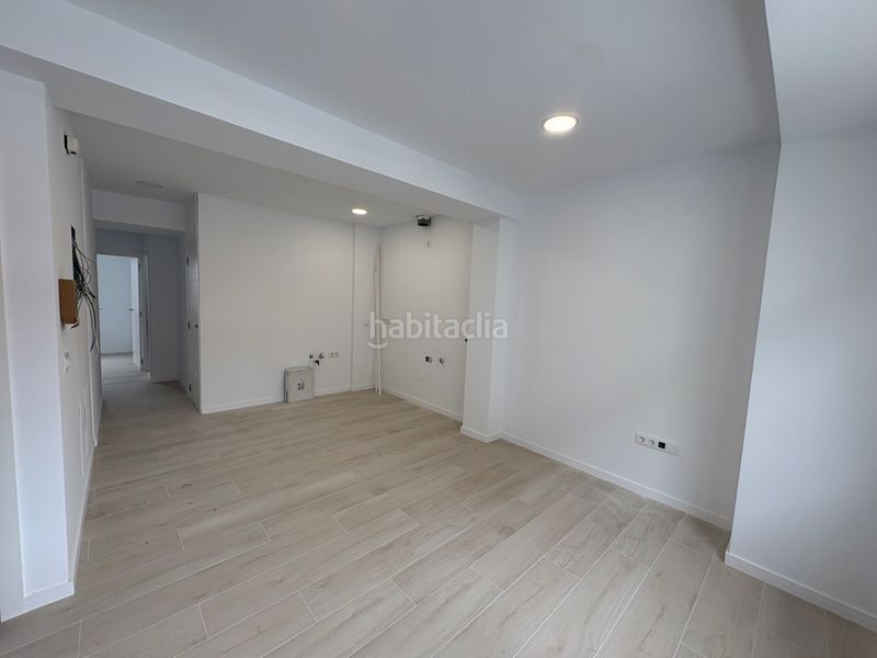 Foto 10768cd4-ee26-4901-ae79-606f9b1e49ae. Pis amb aparcament a Centro Ferrol