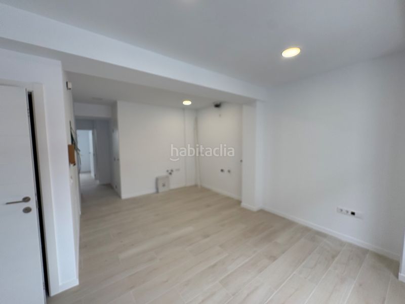 Foto 4135b619-3dd0-4568-86bf-955efbb86756. Piso en Centro Ferrol