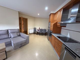 Rent Flat  Avenida de santa mariña