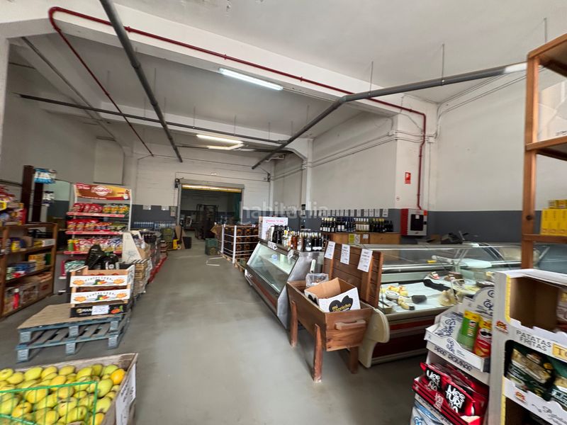 Foto 9f5c3c18-206c-41f5-a263-71a5e670bdfd. Local comercial en A Malata - Catabois - Ciudad Jardín Ferrol