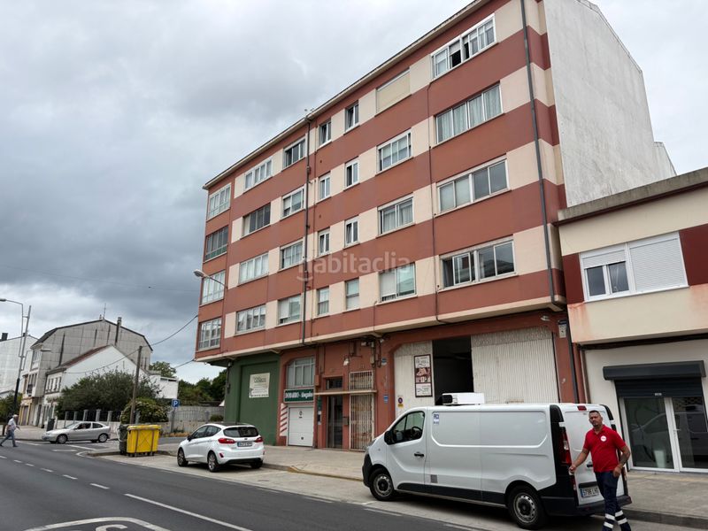 Foto b605cffa-3be9-467a-b849-ea32400487fb. Local comercial en A Malata - Catabois - Ciudad Jardín Ferrol