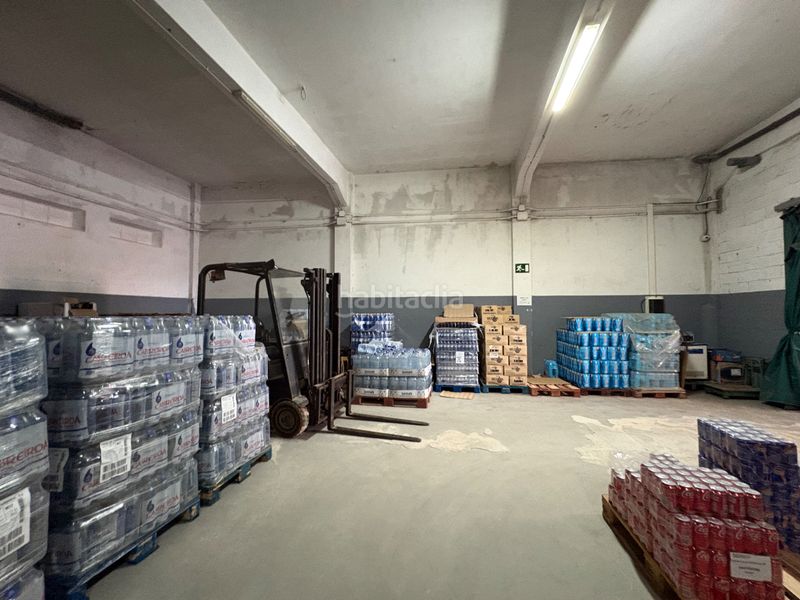 Foto d05d8ce9-d5b9-4f11-a334-6ddc7e994c19. Local comercial en A Malata - Catabois - Ciudad Jardín Ferrol