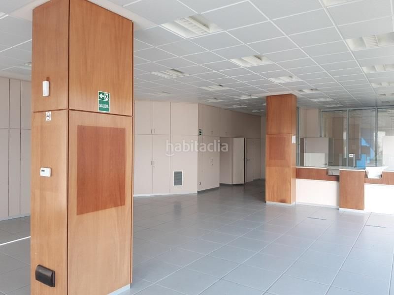 Foto ab60fef3-3c78-49c8-ba35-d95f37ce9662. Local comercial amb calefacció a Bueu