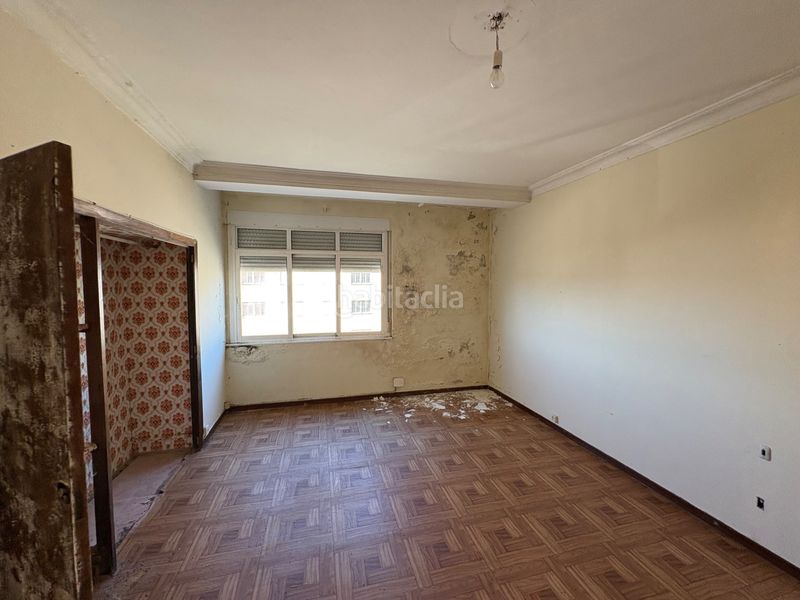 Foto 4e60490b-38f0-4f7f-a685-6ce9e4169469. Piso en avenida das pías 21 en Fene
