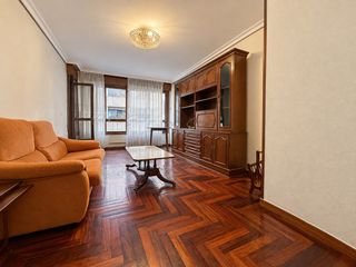 Apartment  Rúa de nicaragua. Piso de 2 dormitorios con ascensor y trastero en calle nicaragua