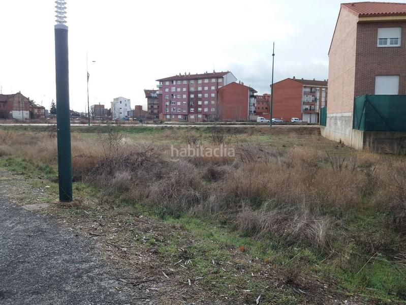 Foto 617b6642-b9ff-4447-8e1c-b0cb713fb0b3. Terreno residenziale in San Andrés del Rabanedo pueblo San Andrés del Rabanedo