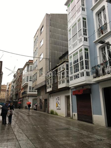 Foto 06cabac2-2844-41e3-950d-6af03e35f74c. Terreno residenziale in calle de maría 45 in Centro Ferrol