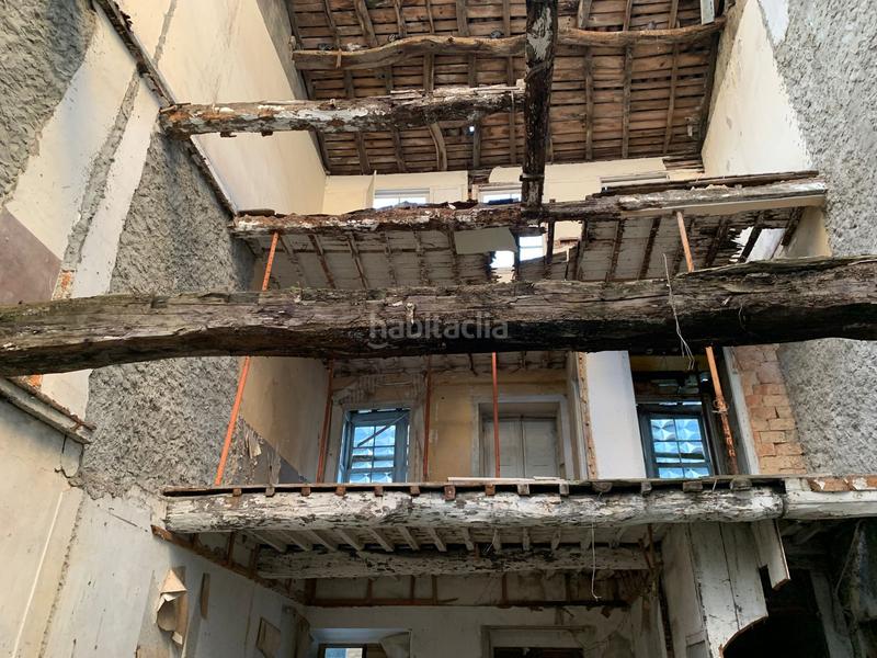 Foto 5aab02be-7d78-46e4-bc95-ea11b77ba4b6. Terreno residenziale in calle de maría 45 in Centro Ferrol