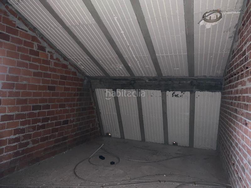 Foto 3597abc4-c5ca-44d8-8e55-aee2ed7d17c4. Edificio in Valdoviño