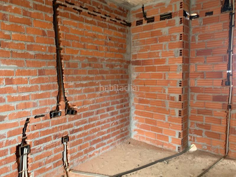 Foto 8764dcba-cb9b-4dae-8f8b-61fe94c8c166. Edificio in Valdoviño