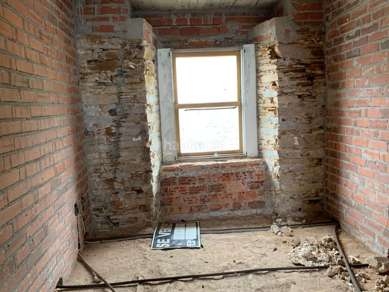 Foto 8da10cf1-c66a-44d9-a5eb-44419e9d5289. Edificio in Valdoviño