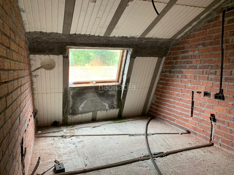 Foto a0afad17-0ec3-4cd4-b8f4-b9751f031e86. Edificio in Valdoviño