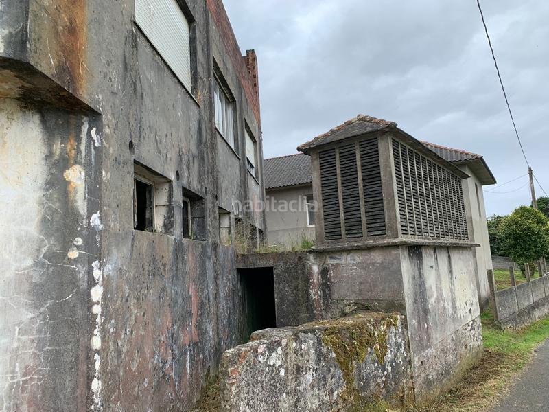 Foto b0fda4d7-b44d-49d4-969e-132b7bcbd00e. Edificio in Valdoviño