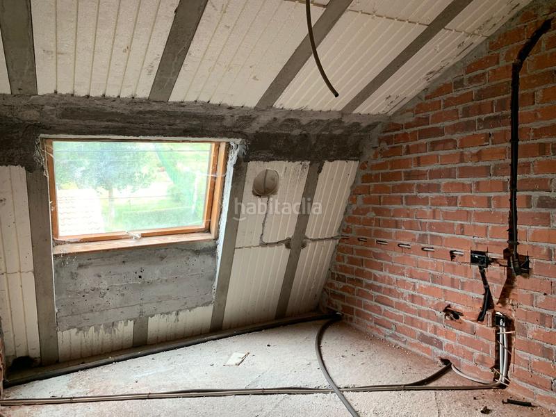 Foto d6a9971b-69ee-4f1a-bcf5-f78eecae47a1. Edificio in Valdoviño