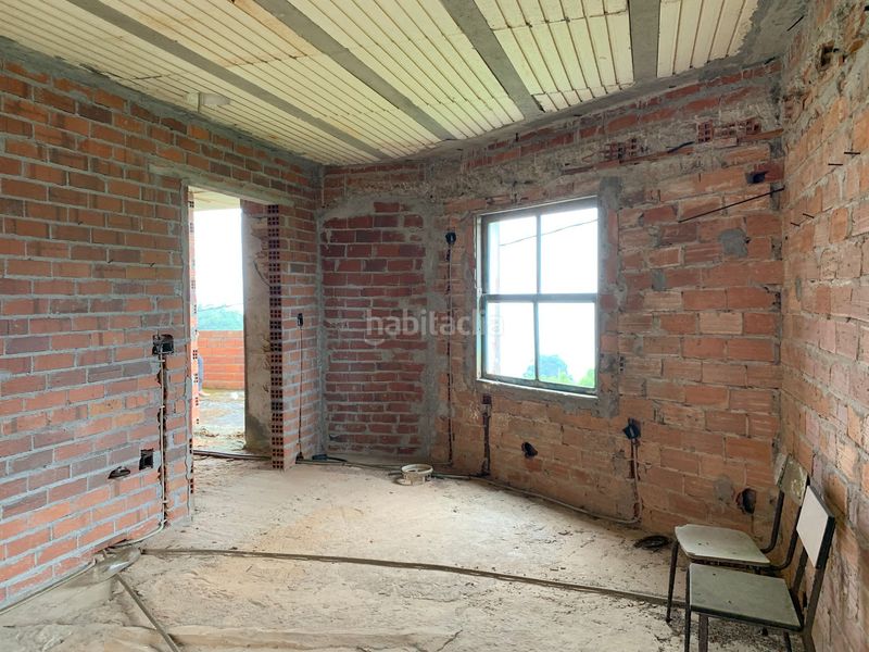 Foto 675ac04b-f4b2-4d89-a51a-d994757ce178. Chalet con parcheggio in Valdoviño