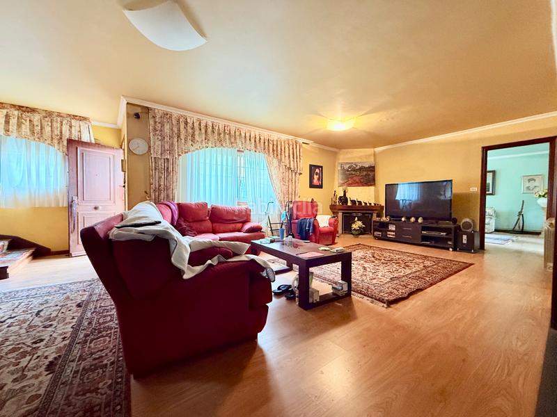 Foto fb0a64eb-87c2-434e-bd93-7e66ac8d93bf. Casa en Navia Vigo