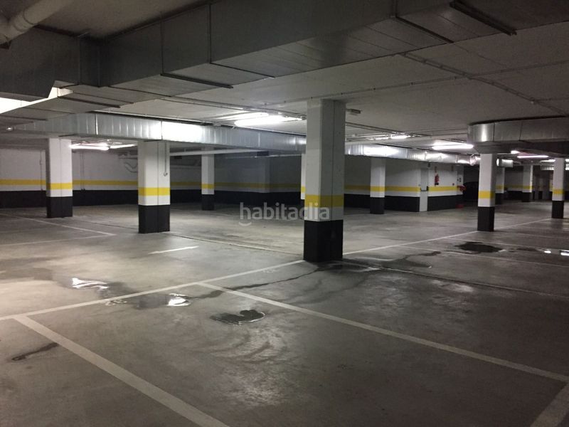 Foto 3806797c-efd9-4c63-a4dd-e1f0f0b37f4e. Parking voiture dans n/a dans O Feal - Xubia Narón