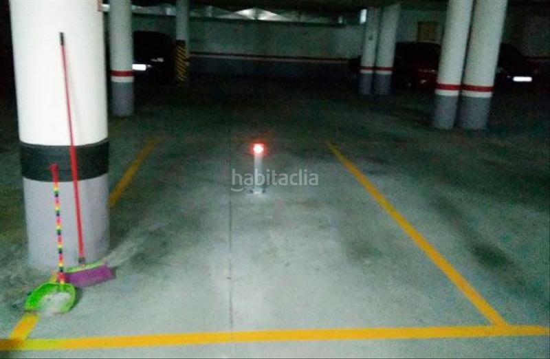 Foto f8484643-1abf-4ee4-8f23-0c13599c36a8. Autoparkplatz in n/a in Alto del Castaño Narón