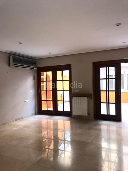 Foto 54f18b5e-27ff-4c18-92d2-4d88e55f8e9d. Maison jumelée dans calle coria 19 dans Centro Ciudad Plasencia