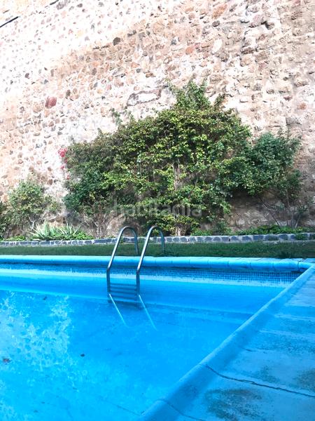 Foto 60e0179a-1d26-4f1d-bafc-032de06bb2cb. Maison jumelée dans calle coria 19 dans Centro Ciudad Plasencia