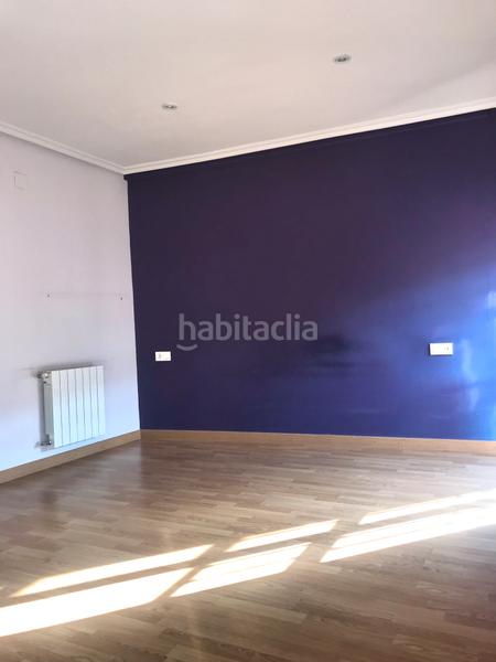 Foto a1754f65-2fdf-4f19-84a1-b27117a24317. Maison jumelée dans calle coria 19 dans Centro Ciudad Plasencia