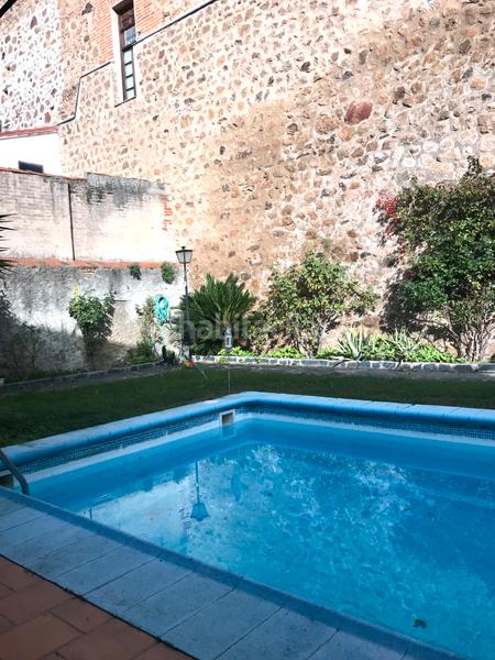 Foto d2d5cb7e-8299-4753-9bd6-2fb89476ad27. Maison jumelée dans calle coria 19 dans Centro Ciudad Plasencia