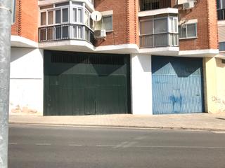 Local Comercial en Calle paseo cao soso 9. Local-nave en pleno centro de plasencia.
