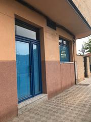 Alquiler Local Comercial en Calle estacion 60. Local comercial a pie de calle.