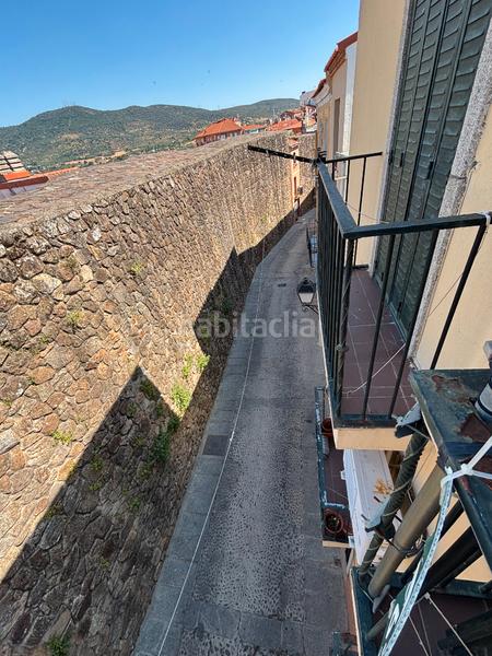 Foto cdbc45d8-bfd8-44f5-b93f-a05e8c8a695c. Casa adossada a calle las cruces 17 a Centro Ciudad Plasencia