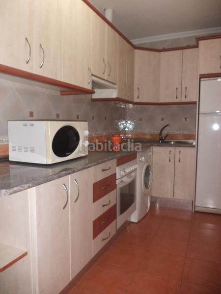 Foto 166aa89c-bbd2-4306-95fd-b5063b440b6f. Piso en calle adamaditas 12 piso centro, zona calle del sol. en Plasencia
