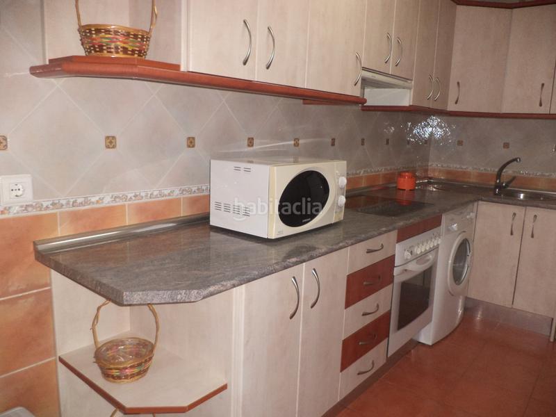 Foto 1cd9f906-5010-45ab-9af7-bc80c9814235. Piso en calle adamaditas 12 piso centro, zona calle del sol. en Plasencia