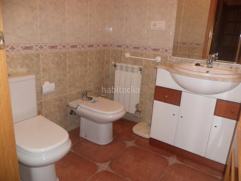 Foto 267473cc-9084-48f1-91c7-4133e1565ee2. Piso en calle adamaditas 12 piso centro, zona calle del sol. en Plasencia