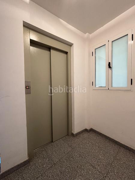 Foto 9287c555-8701-41c1-babb-60479f02b5c3. Piso en calle adamaditas 12 piso centro, zona calle del sol. en Plasencia