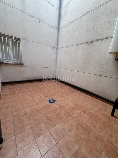 Foto 9fee5eab-ce26-41c2-9373-7b2397c7ac77. Piso en calle adamaditas 12 piso centro, zona calle del sol. en Plasencia
