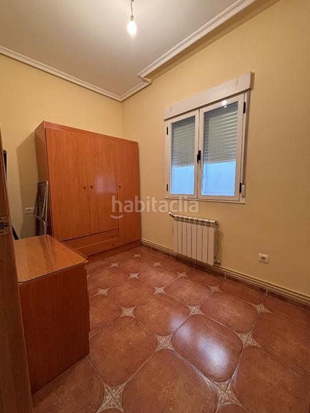 Foto a46ca8ae-3858-4213-982d-ebf7f6d2bfe9. Piso en calle adamaditas 12 piso centro, zona calle del sol. en Plasencia