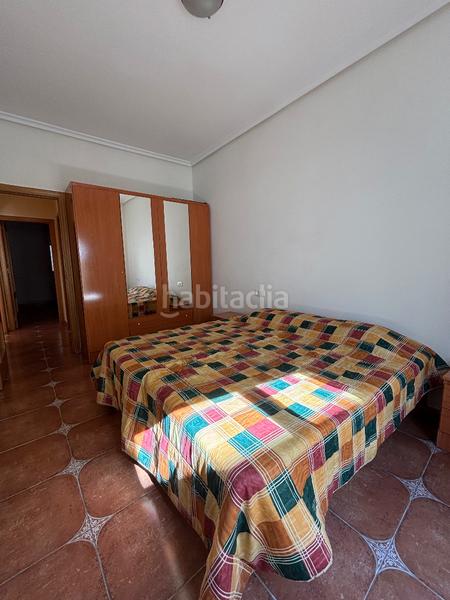 Foto c383cb2f-b99c-4652-b5ea-8fc2cce65169. Piso en calle adamaditas 12 piso centro, zona calle del sol. en Plasencia