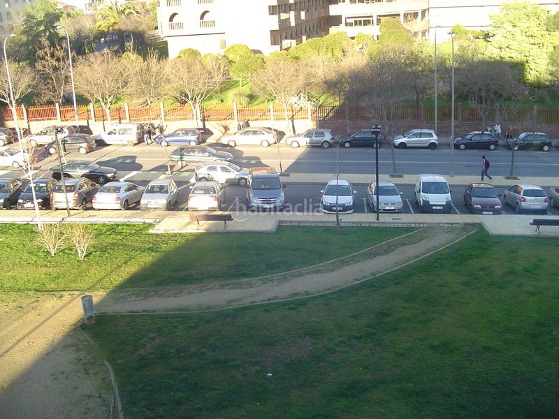 Foto 0fba430f-71a6-4dfc-a8ad-10edbc8b6d19. Pis a calle julián besteiro 9 a Miralvalle - Av. Virgen del Puerto - La Data Plasencia