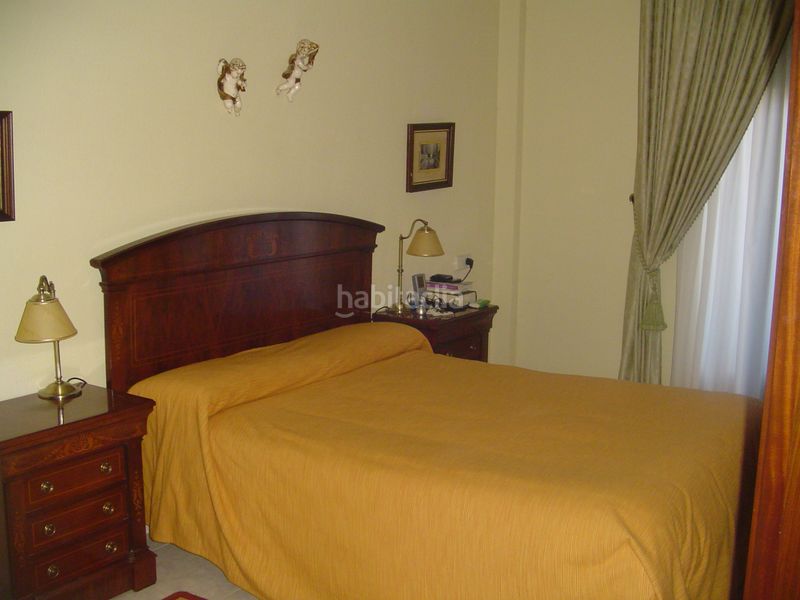 Foto 49f22000-e757-40a2-ada8-b7fa3d5f2d50. Pis a calle julián besteiro 9 a Miralvalle - Av. Virgen del Puerto - La Data Plasencia