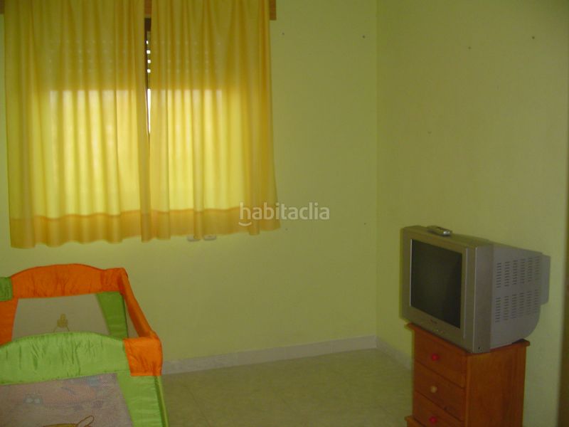 Foto 73741876-81bb-4149-988a-a0a692e6cbc7. Pis a calle julián besteiro 9 a Miralvalle - Av. Virgen del Puerto - La Data Plasencia