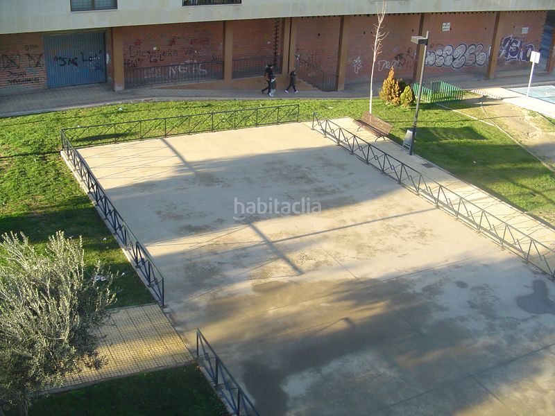 Foto acffd1f3-1c57-4629-809a-5c5329872031. Pis a calle julián besteiro 9 a Miralvalle - Av. Virgen del Puerto - La Data Plasencia