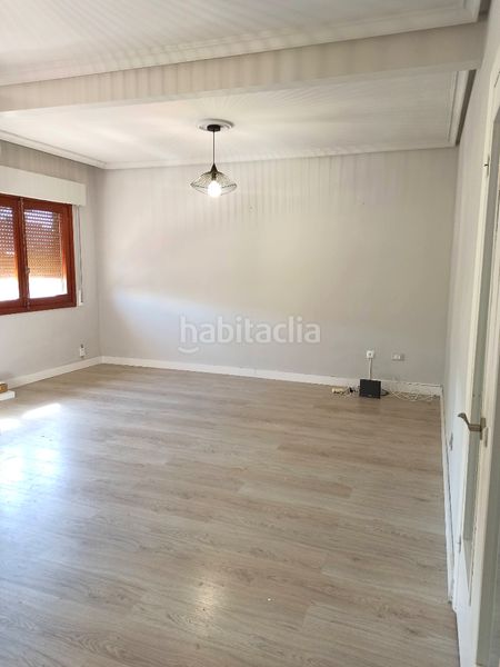 Foto 598ac2e5-6223-4c01-a2fd-f7cdb3264817. Etagenwohnung in calle carretera de plasencia 53 in Carcaboso