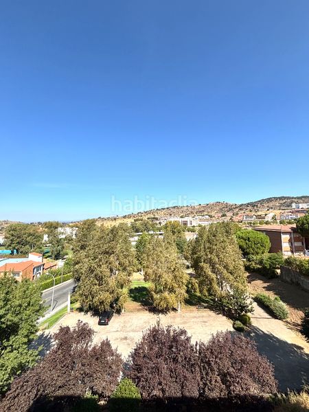 Foto 363141e9-4d89-42cc-a635-35027519ecc9. Rent flat in calle juan bautista de toledo 1 in Los Pinos - El Pilar Plasencia