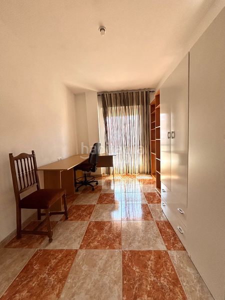 Foto ab33a26d-c0e9-41b3-900d-010bc161fd14. Rent flat in calle juan bautista de toledo 1 in Los Pinos - El Pilar Plasencia