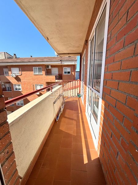 Foto d1199b9e-661f-49dd-b3be-51fa1ae62e94. Rent flat in calle juan bautista de toledo 1 in Los Pinos - El Pilar Plasencia