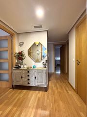Appartamento in Calle cueva de la serrana 14. Piso zona avd de salamanca.