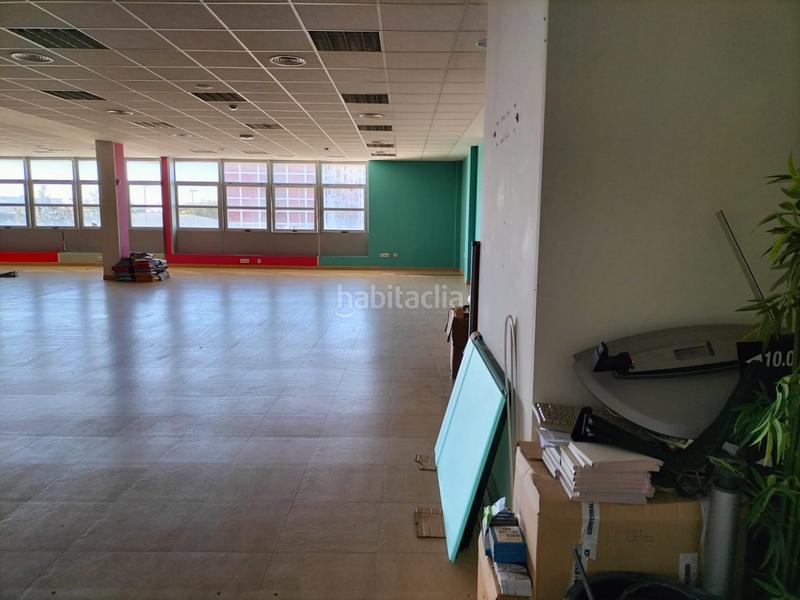 Foto 3d485633-b84b-400c-9f7a-850f5b9a7f91. Oficina  en edificio astarté en Puntales - Zona Franca Cádiz