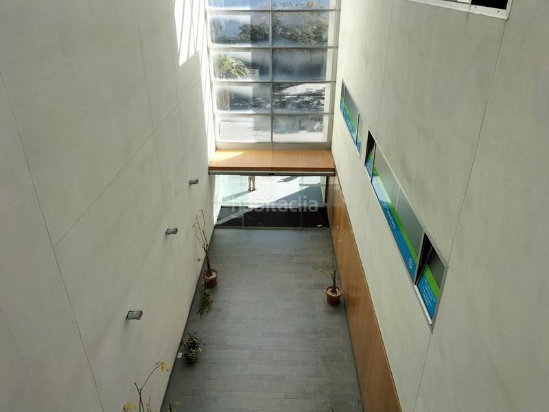 Foto d0d5aa22-4801-4bae-97e4-bb2f6162ab14. Oficina  en edificio astarté en Puntales - Zona Franca Cádiz