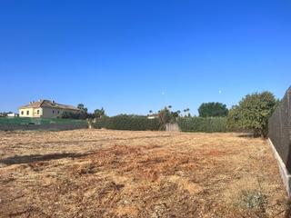 Terreny residencial a Carretera de Sevilla - Los Montitos. Parcela de 1.000m2 en urbanizacion privada  golf guadiana