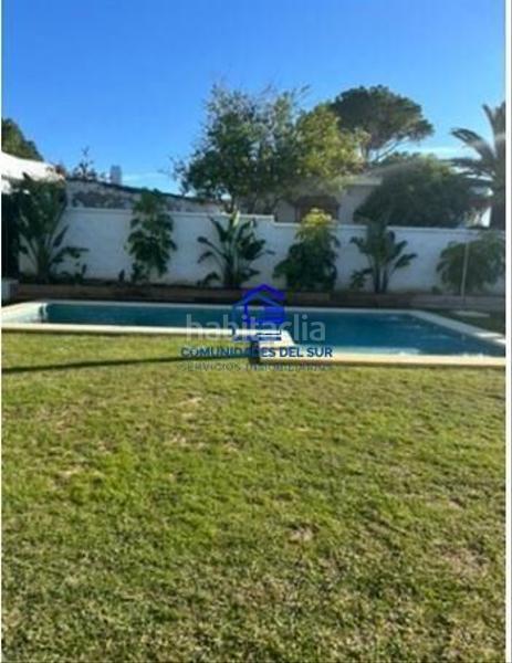 Foto 319b914b-01a8-45e9-baa2-f53adb0cfad5. Rent chalet with heating parking pool in Vistahermosa Puerto de Santa María (El)