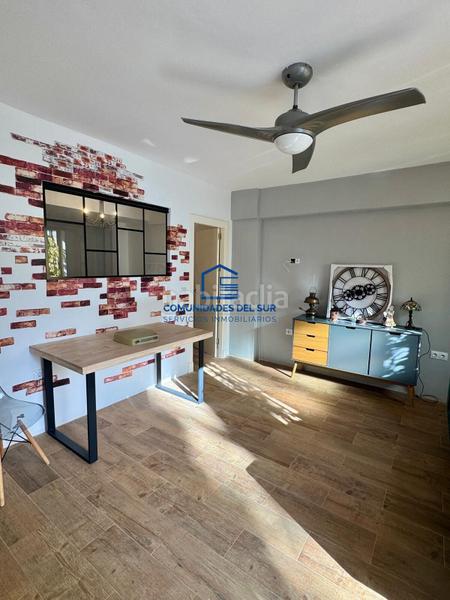 Foto bc6069b6-5cc2-45e0-8231-083d5d23ad8a. Local comercial local a estrenar en zona segunda aguada en Cádiz